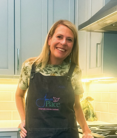 Debbie pope headshot