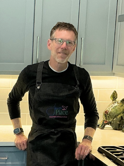 Seth Levine headshot